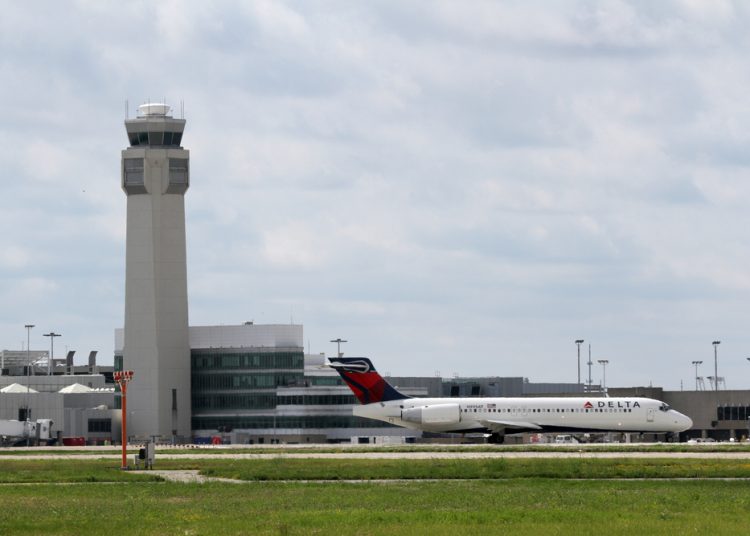 cleveland airport location